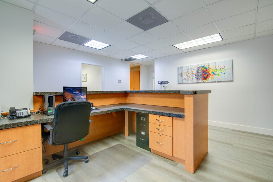 More Photos Of 7000 SW 97th Ave, Miami Office For Sale
