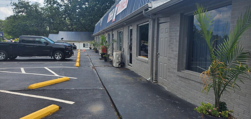 More Photos Of 4768 Us 221A Hwy, Mooresboro Storefront Retail Office For Lease