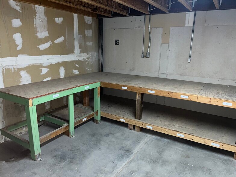 More Photos Of 1230 N Skyline Dr, Idaho Falls Warehouse For Lease