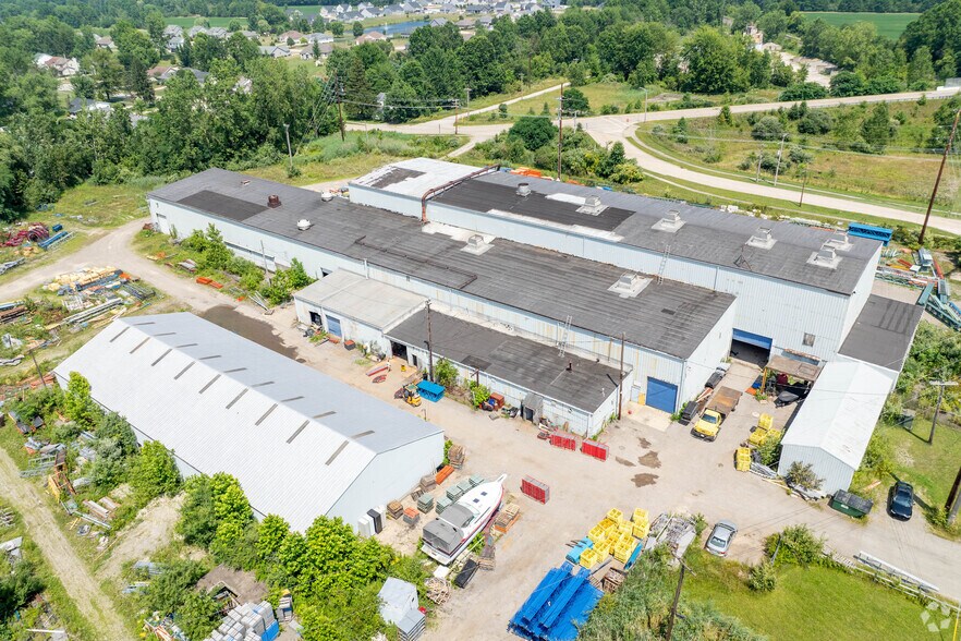 More Photos Of 1152 Elm St, Grafton Manufacturing For Sale