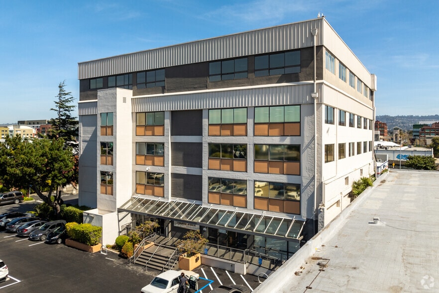 More Photos Of 5901 Christie Ave, Emeryville Office For Lease