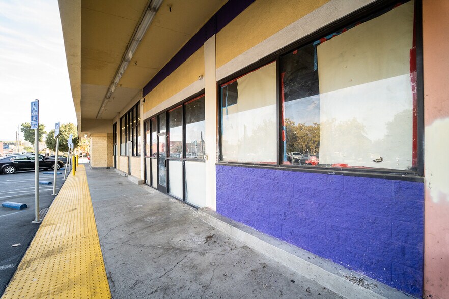 More Photos Of 262-268 E Santa Clara St, San Jose Freestanding For Lease