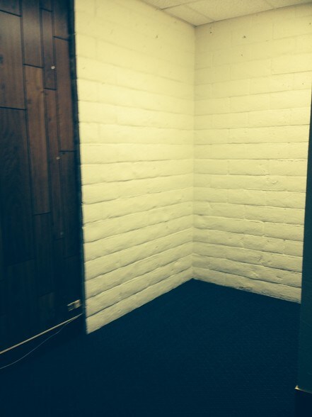 More Photos Of 1700 E Desert Inn Rd, Las Vegas Office Residential For Lease