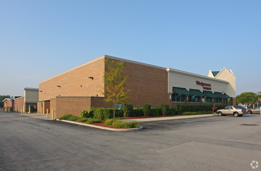 More Photos Of 1461-1535 Schaumburg Rd, Schaumburg Unknown For Lease