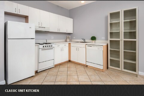 More Photos Of 182 W Lake St, Chicago Apartments For Lease