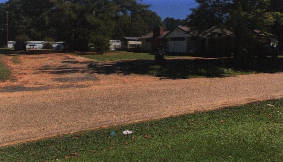 Primary Photo Of Circle Drive, Marion Trailer Camper Park For Sale