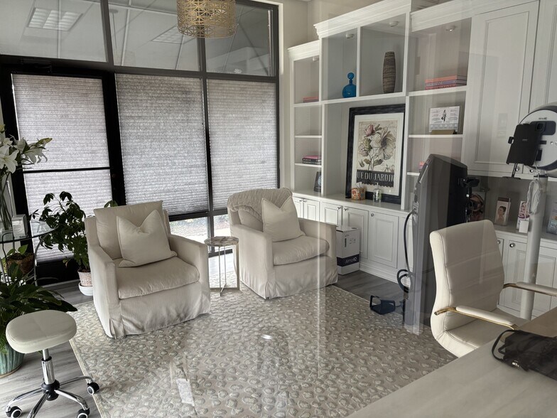 More Photos Of 301 Kildaire Rd, Chapel Hill Medical For Sale