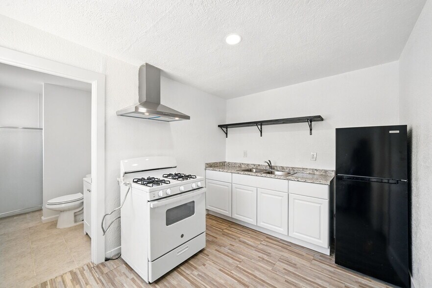 More Photos Of 462 Delhi Ave, Stockton Multifamily For Sale