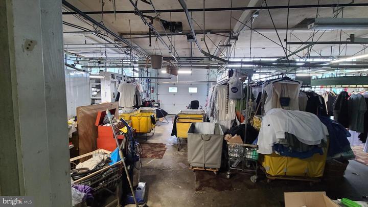 More Photos Of 3114 Hoffman St, Harrisburg Warehouse For Sale