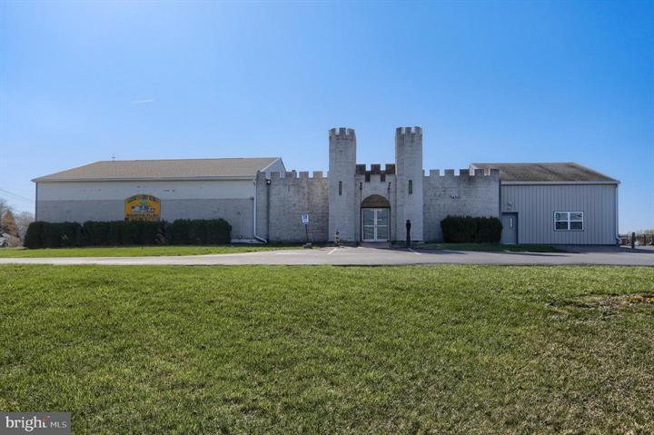 More Photos Of 1963 Oberlin Rd, Harrisburg Warehouse For Sale