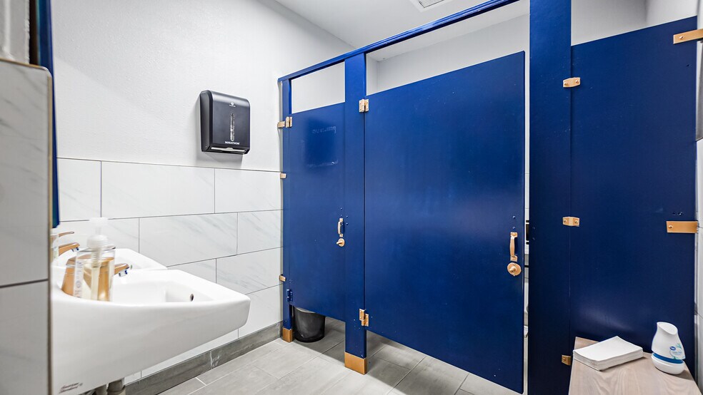 More Photos Of 1245 W 6th St, Corona Medical For Sale