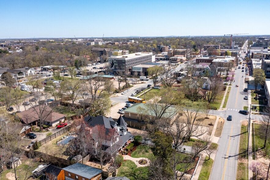 More Photos Of 306 N Main St, Bentonville Hospitality For Sale