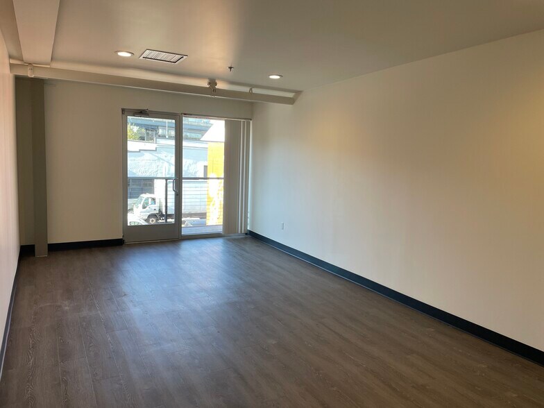 More Photos Of 1430 SE Water Ave, Portland General Retail For Lease