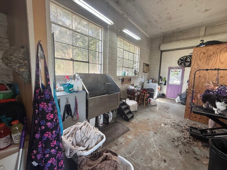 More Photos Of 850918 Us-17, Yulee Freestanding For Lease