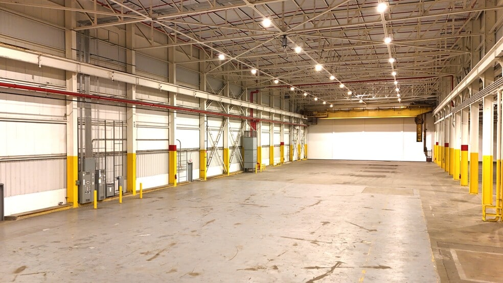 More Photos Of 1101 N Center Rd, Flint Manufacturing For Lease