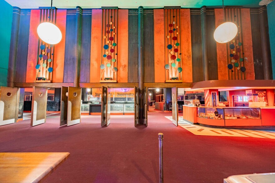 More Photos Of 14238 Harper Rd, Detroit Theater Concert Hall For Sale