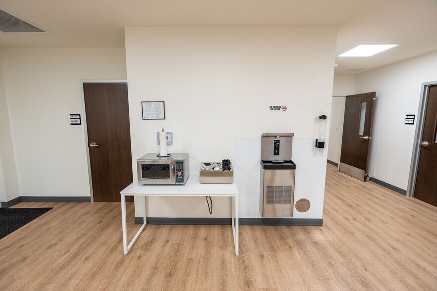 More Photos Of 1841 N 24th St, Phoenix Rehabilitation Center For Sale