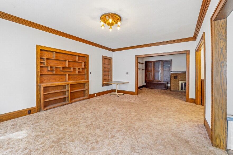 More Photos Of 181 S Main St, Markesan Office Residential For Sale