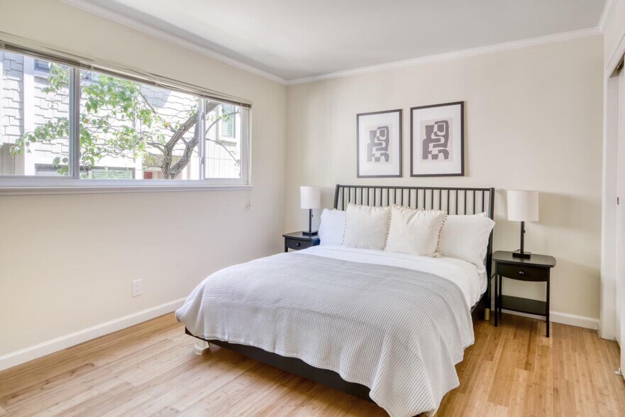 More Photos Of 837 Cowper St, Palo Alto Apartments For Sale