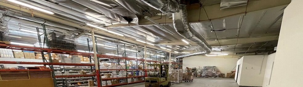 More Photos Of 1825 1st St, San Fernando Warehouse For Lease