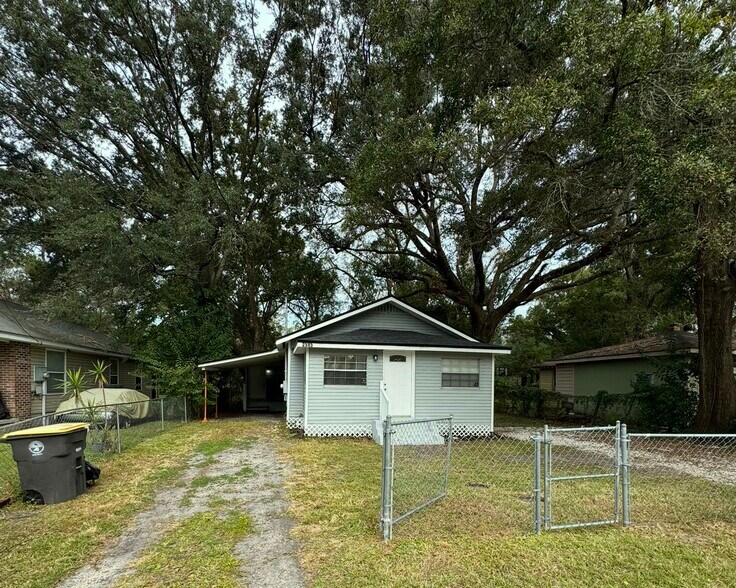 More Photos Of 619 Linwood Ave, Jacksonville Specialty For Sale