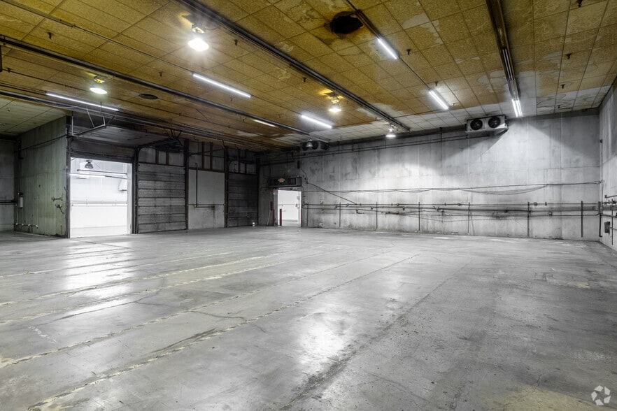 More Photos Of 260 S Hibbert St, Mesa Warehouse For Lease