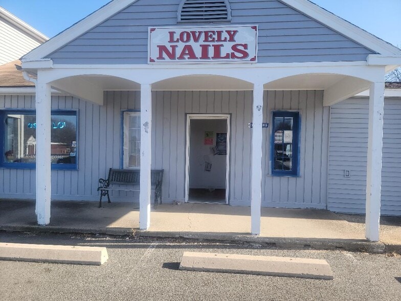 More Photos Of 880 Boston Post Rd, Old Saybrook Unknown For Lease