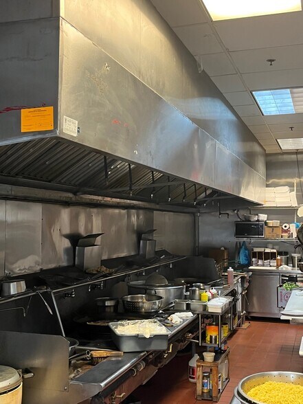 More Photos Of 333 Allegheny Ave, Oakmont Office For Lease