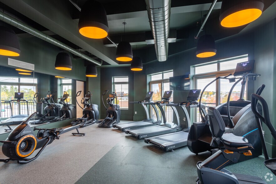More Photos Of 75 Canal St, Manchester Apartments For Lease