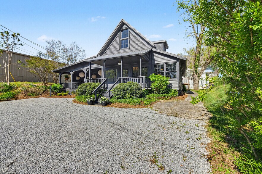 More Photos Of 31 Earl St, Clayton General Retail For Sale