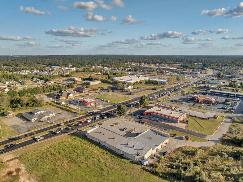 More Photos Of 1281 S Houston Lake Rd, Warner Robins General Retail For Sale