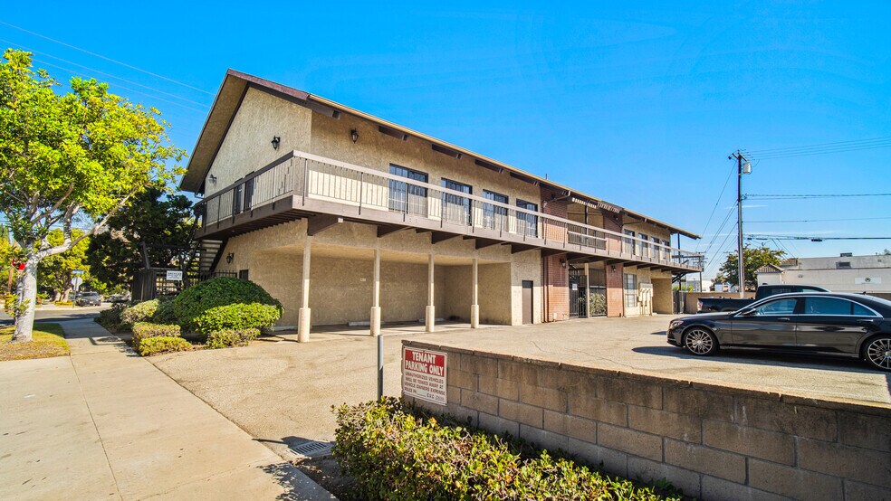 More Photos Of 800 E Wardlow Rd, Long Beach Loft Creative Space For Lease