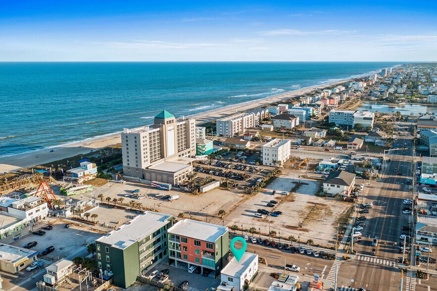 More Photos Of 112 Cape Fear Blvd, Carolina Beach Freestanding For Sale