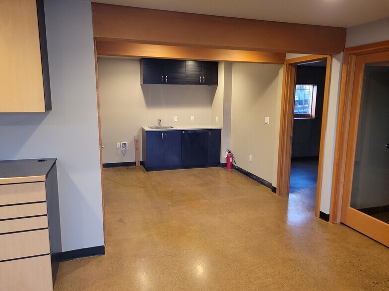 More Photos Of 600 SW 13th St, Renton Loft Creative Space For Lease