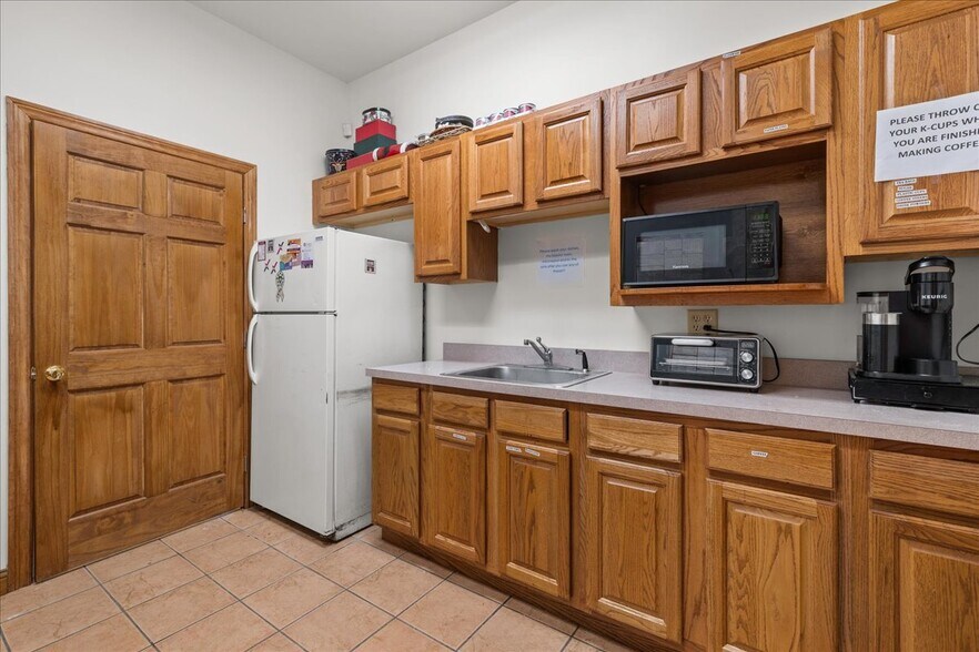 More Photos Of 100 Egbertson Rd, Campbell Hall Loft Creative Space For Lease