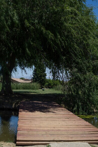 More Photos Of 510 W Visalia Rd, Exeter Golf Course Driving Range For Sale