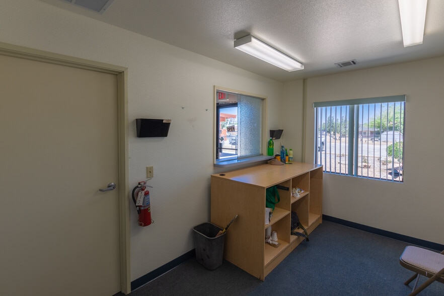 More Photos Of 14628 Main St, Hesperia Medical For Lease