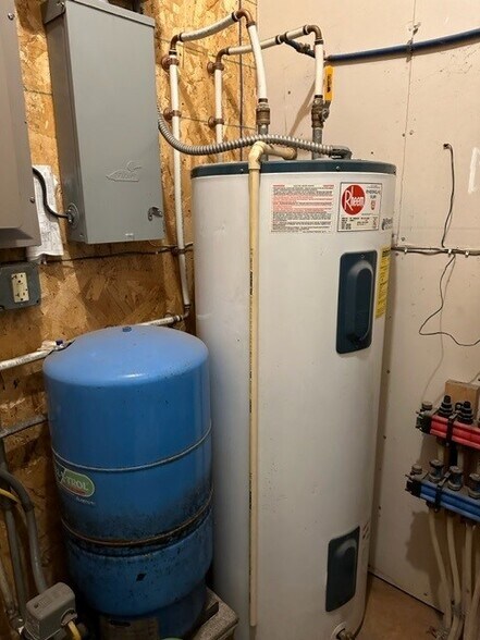 More Photos Of N117 County Road J, Merrillan General Retail For Lease