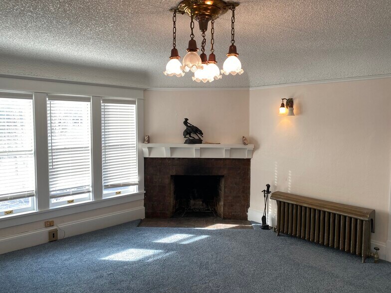More Photos Of 435 Court St, Reno Medical For Lease