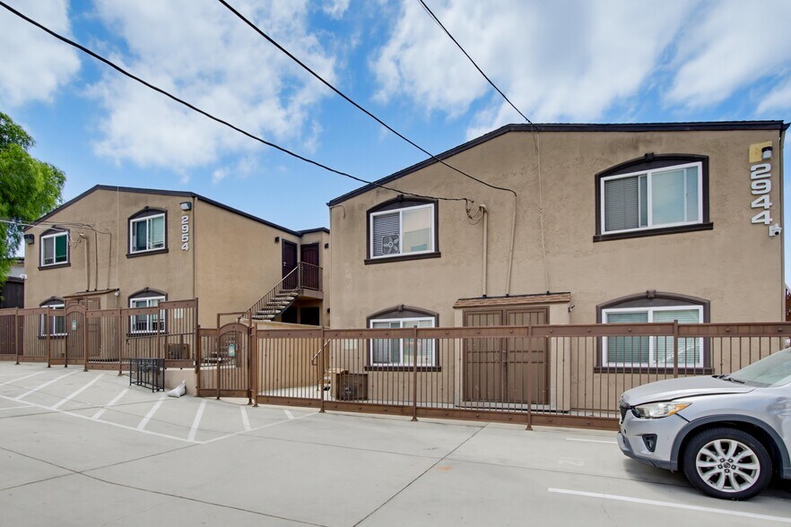Primary Photo Of 2944-2954 F St, San Diego Apartments For Sale