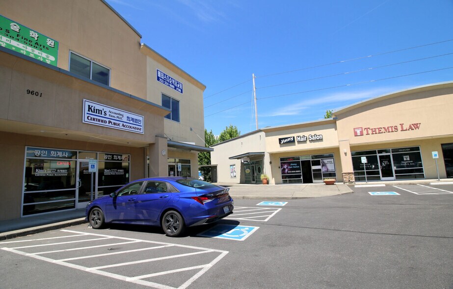 More Photos Of 9601 S Tacoma Way, Lakewood Unknown For Lease