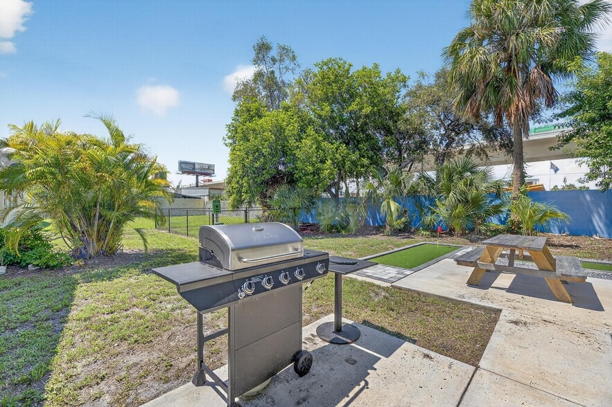 More Photos Of 4511-4513 Mcelroy Ave, Tampa Apartments For Sale