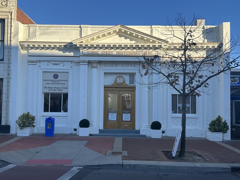 Primary Photo Of 50 School St, Glen Cove Office Residential For Lease