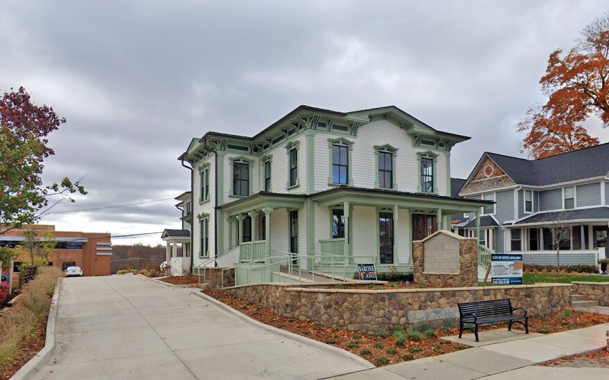 More Photos Of 342 E Main St, Northville Loft Creative Space For Lease