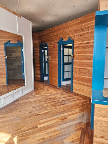 More Photos Of 131 E Green St, Ithaca Apartments For Lease