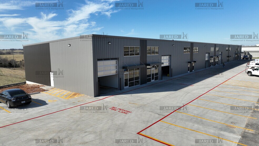 Primary Photo Of 1866 20th, Ozark Industrial For Lease