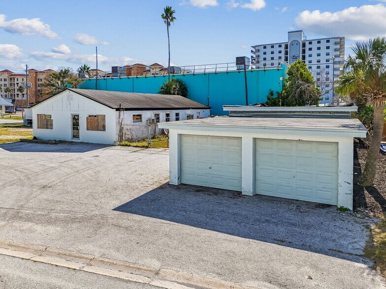 More Photos Of , Madeira Beach Unknown For Sale