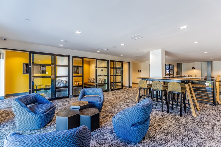 More Photos Of 109 S Division St, Auburn Apartments For Lease