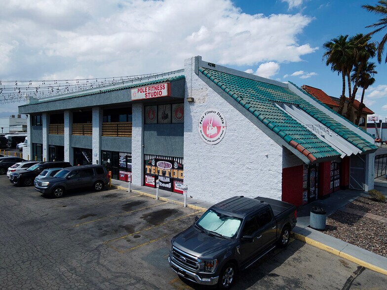 More Photos Of 4275 Arville St, Las Vegas Unknown For Lease