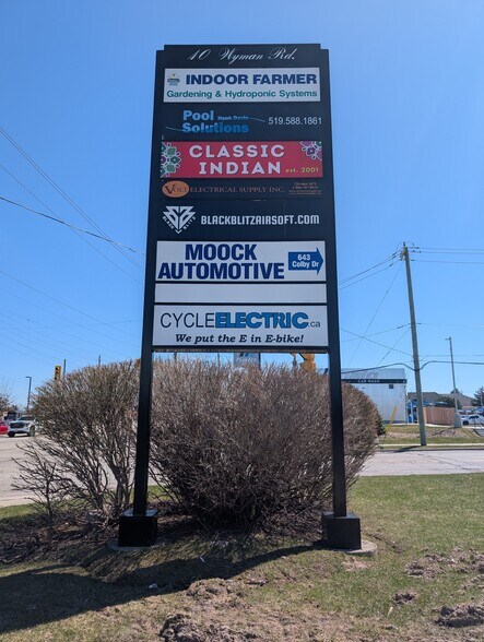 More Photos Of 10 Wyman Rd, Waterloo Flex For Lease